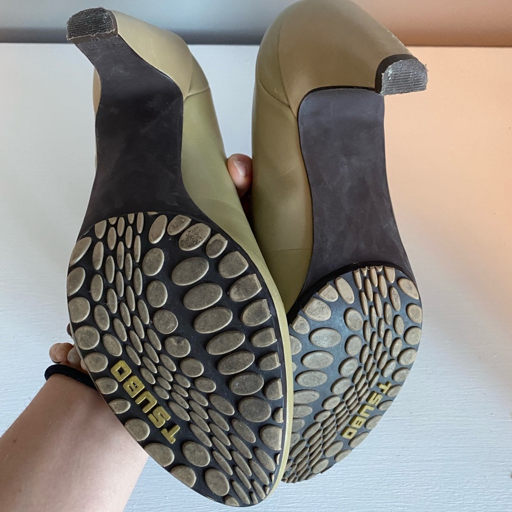 Tsubo Heels/Shoes - Picture 7 of 7